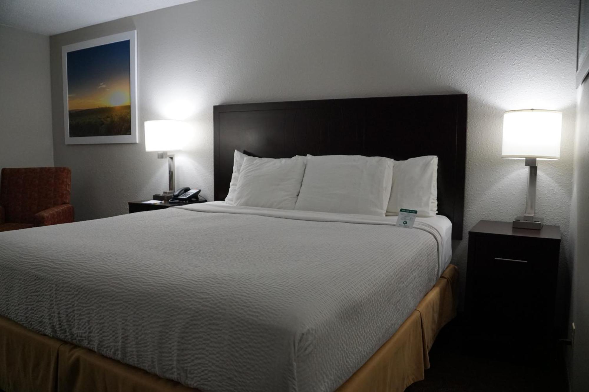 Days By Wyndham Hotel